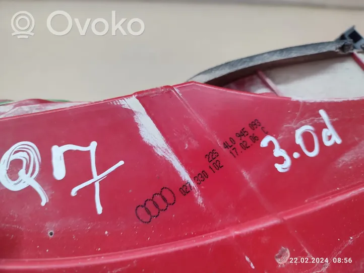 Audi Q7 4L Galinis žibintas kėbule 4L0945093