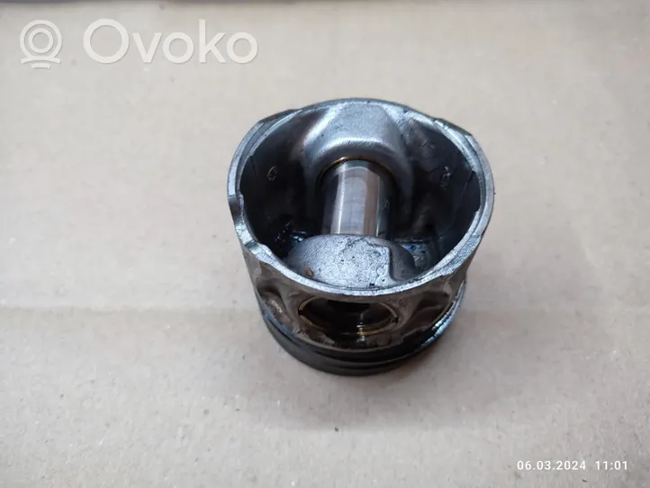 Hyundai Santa Fe Piston 