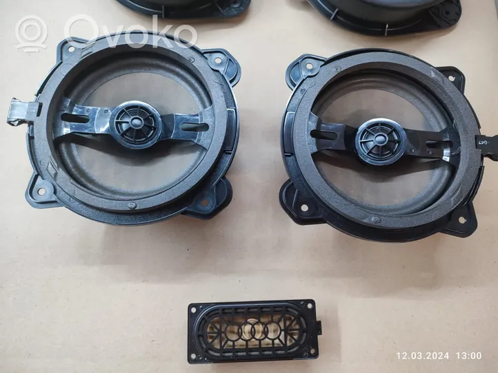 Audi A3 S3 8P Audioanlage Soundsystem HiFi komplett 8P7035382