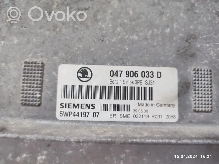 Skoda Fabia Mk1 (6Y) Komputer / Sterownik ECU silnika 047906033D