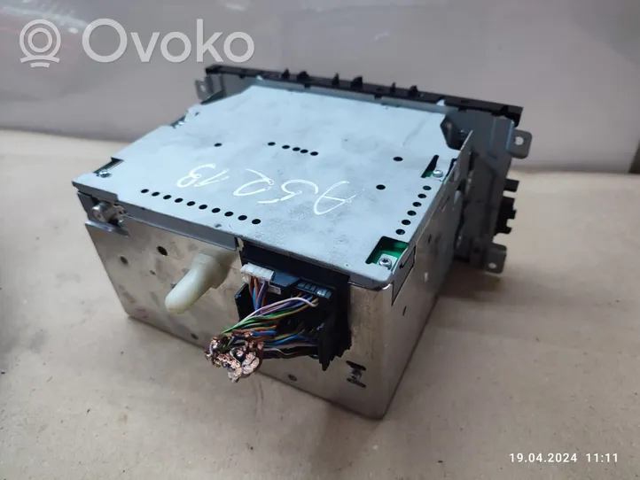 Ford Mondeo MK IV Radio/CD/DVD/GPS-pääyksikkö 8S7T18C815AA