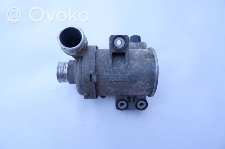 BMW 3 GT F34 Water pump 7604027