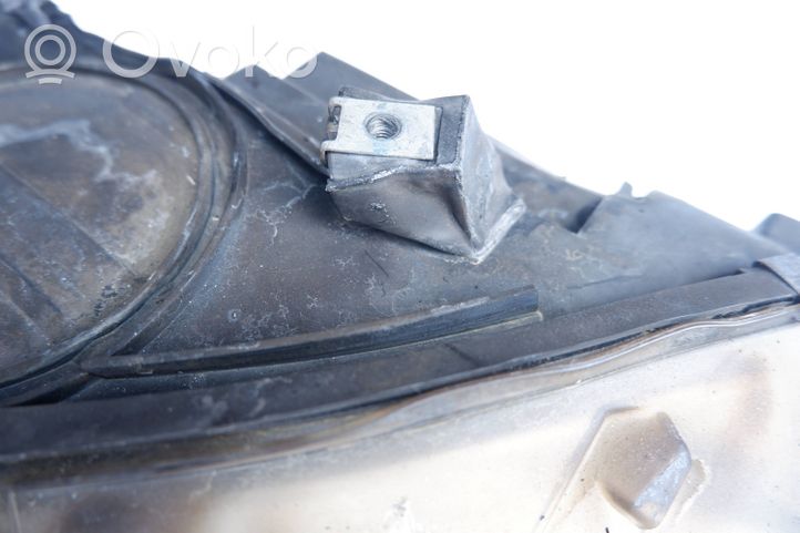 BMW 2 F46 Phare frontale 7422580