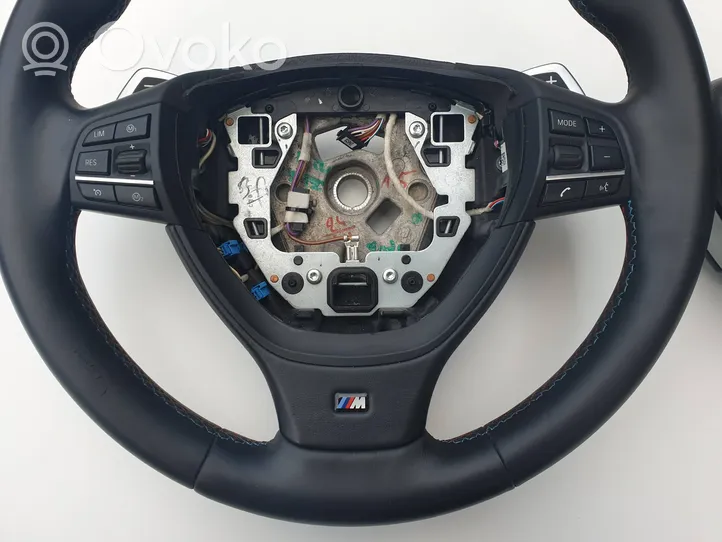 BMW M5 Steering wheel 58516961