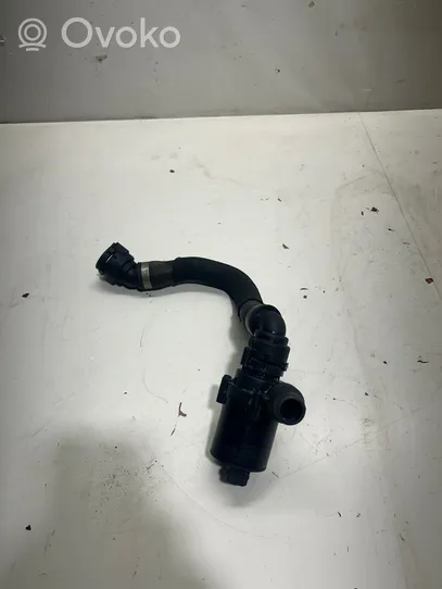 BMW X5 E70 Pompe à eau de liquide de refroidissement 2078340