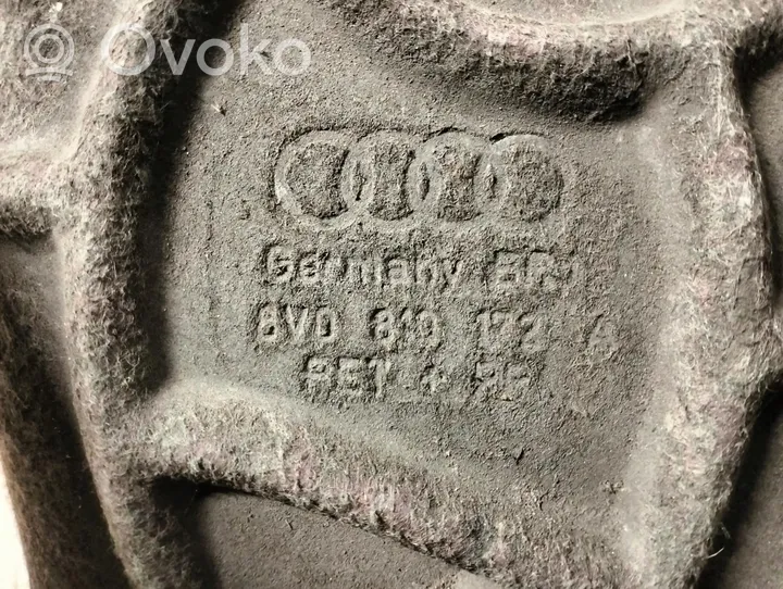 Audi A3 S3 8V Takapyörän sisälokasuojat 8V0810172A