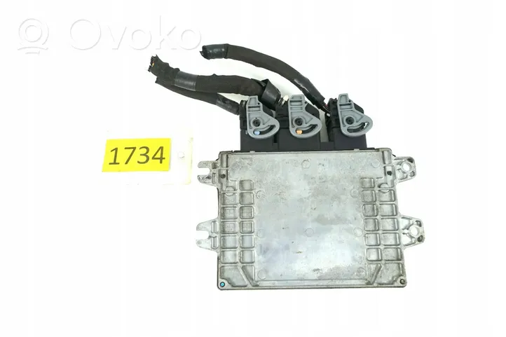 Nissan Qashqai Centralina/modulo motore ECU MEC93-370