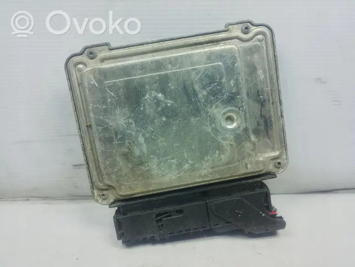 Opel Signum Komputer / Sterownik ECU silnika 65WHE53H