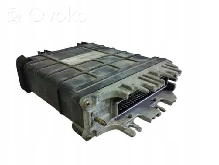 Volkswagen PASSAT B4 Unité de commande, module ECU de moteur 028906021DD