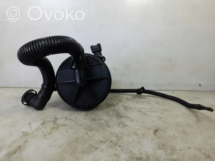 Audi A4 S4 B5 8D Secondary air pump 06A959253B