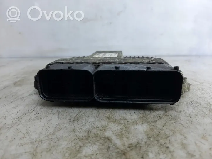 Fiat Doblo Komputer / Sterownik ECU silnika 51784560