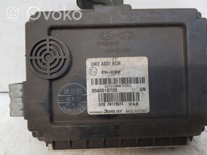 KIA Carens III Module confort 954001D700