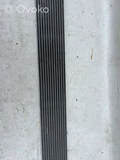 Mercedes-Benz CLA C118 X118 Radiateur d'huile moteur A0995005701