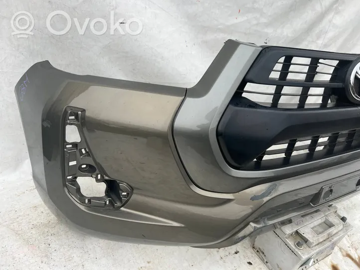 Toyota Hilux VIII Pare-choc avant 52119-0KP70