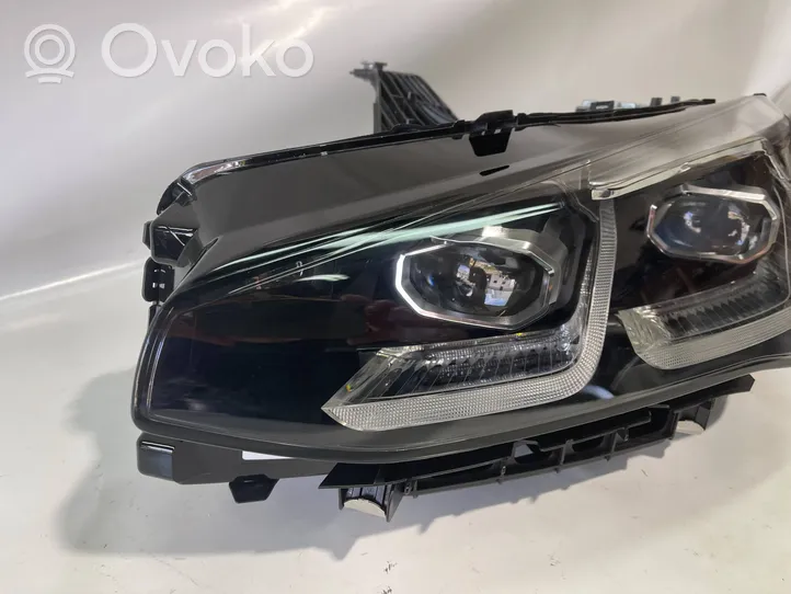 BMW 2 Active Tourer U06 Lampa przednia 5A4224705