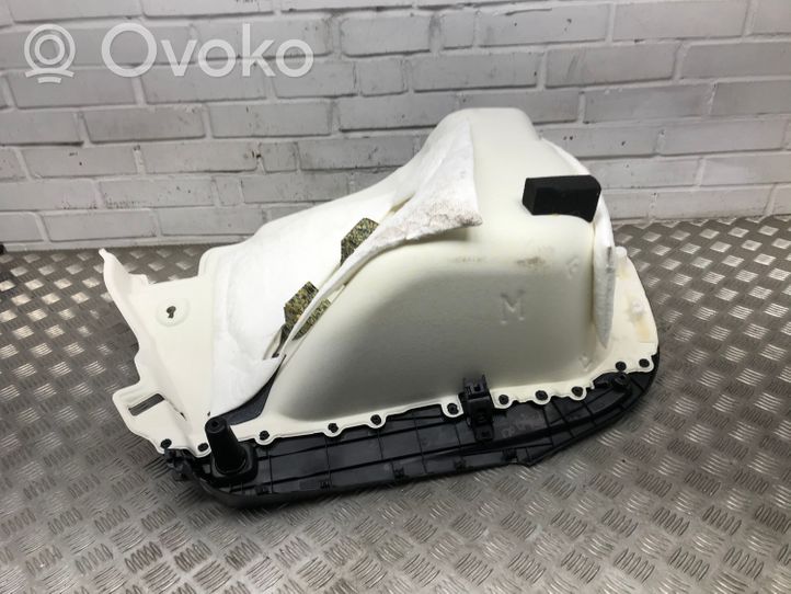 Toyota Prius (XW50) Garniture panneau latérale du coffre 6473047090