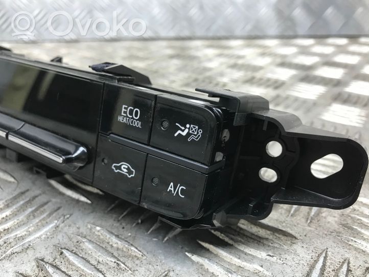 Toyota Prius (XW50) Climate control unit 5590047190