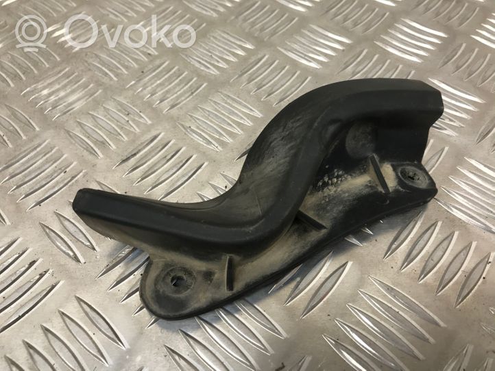 Toyota Yaris Garniture de hayon 678910D030