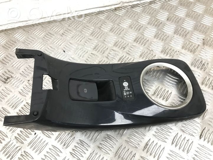 Toyota Yaris Panneau de garniture tableau de bord 969ZW3NA0A