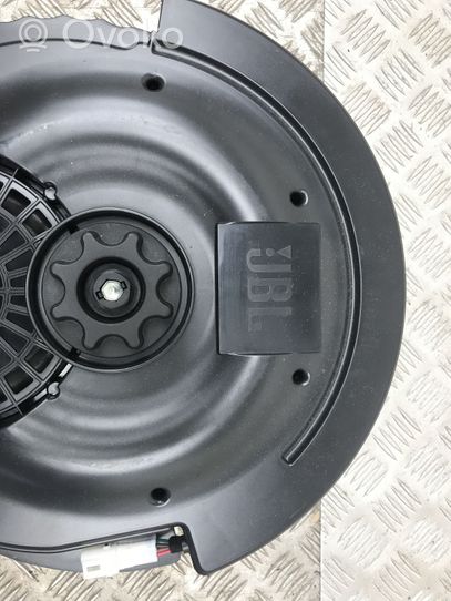 Toyota Prius (XW30) Subwoofer-bassokaiutin PZ4900023025