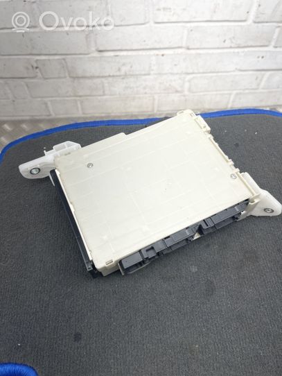 Toyota Prius (XW50) Module de fusibles 8922147440