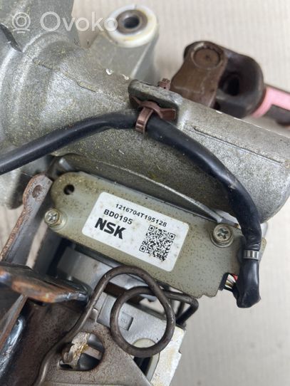 Toyota RAV 4 (XA40) Pompa wspomaganie układu kierowniczego 8965042210