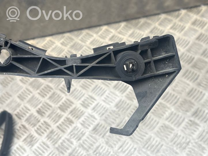 Toyota Prius (XW20) Front bumper mounting bracket 5211647010