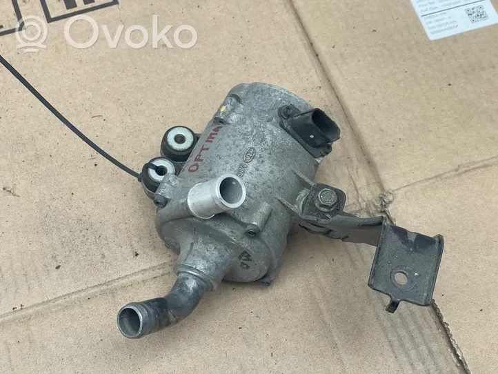 KIA Optima Pompa dell’acqua 973104U100