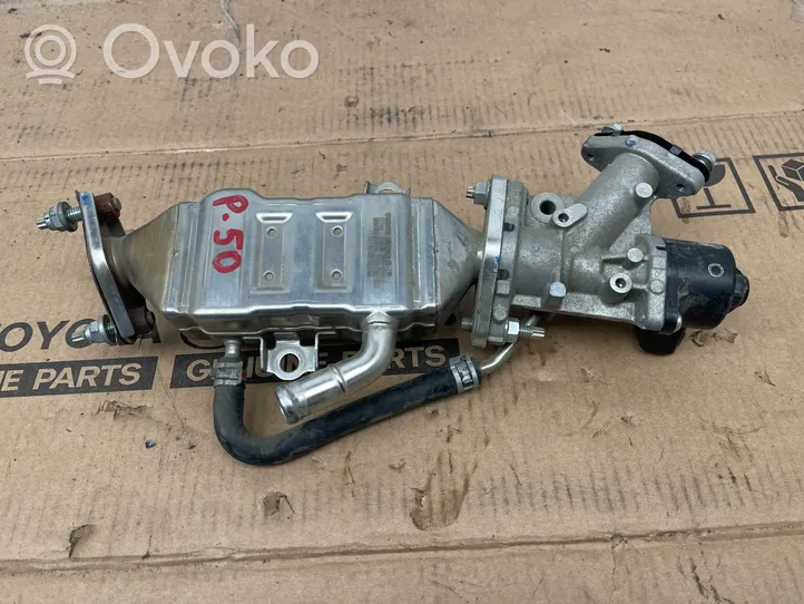 Toyota Prius (XW50) Valvola di raffreddamento EGR 2560137020