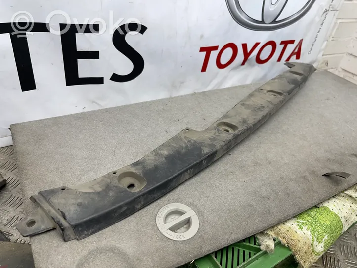Toyota Prius (XW30) Couvre-soubassement arrière 7689147020