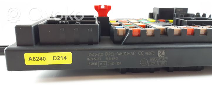 XPeng G3 Блок предохранителей DK5214F041AC