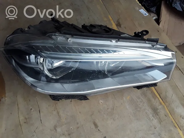 BMW X5 F15 Lampa przednia 7471348