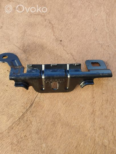 Volvo V40 Battery bracket 31301936