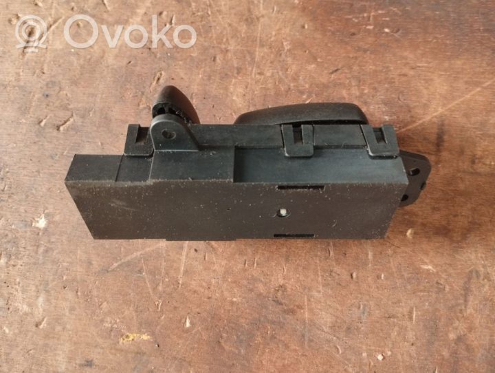 Chrysler Voyager Interruttore di controllo del sedile 460175