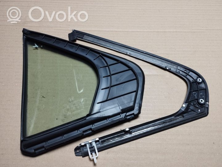 Honda Accord Szyba karoseryjna drzwi tylnych 73441TL0