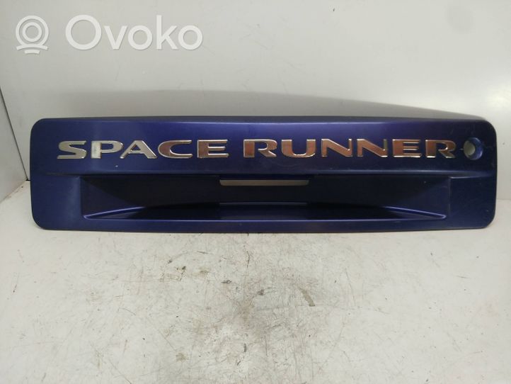 Mitsubishi Space Runner Lastausoven ulkokahva MR275637