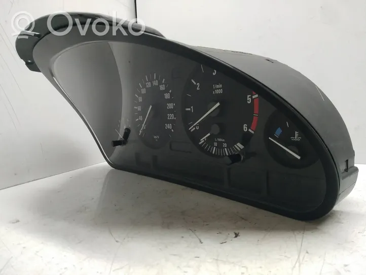 BMW 5 E39 Licznik / Prędkościomierz 110008784297