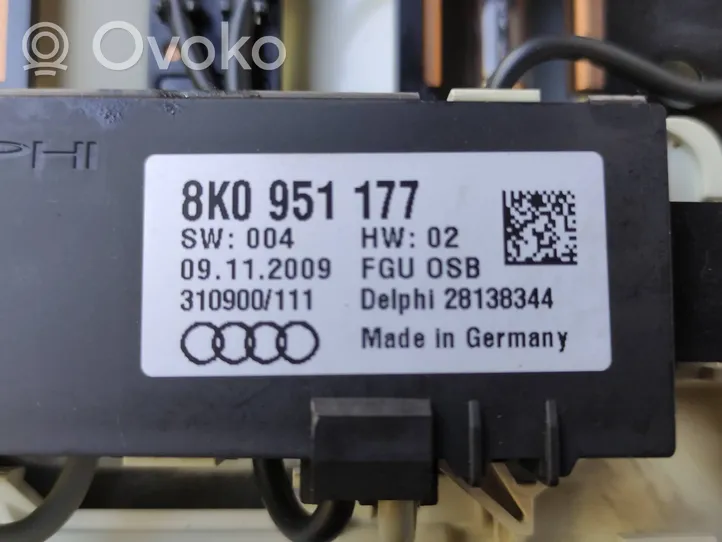 Audi Q5 SQ5 Innenraumbeleuchtung vorne 8K0951177