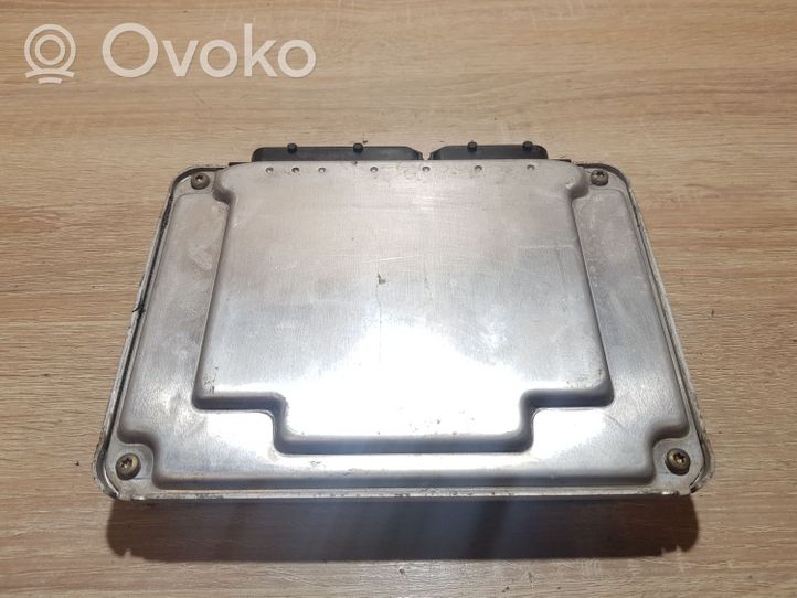 Audi A3 S3 8L Sterownik / Moduł ECU 038906012H