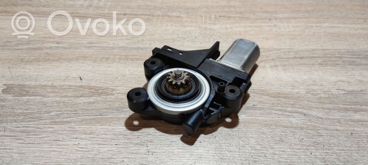 Volvo V50 Moteur de lève-vitre de porte avant 979038100