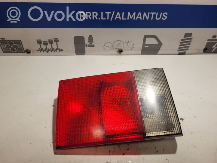 Audi 100 S4 C4 Lampy tylnej klapy bagażnika 4A0945093