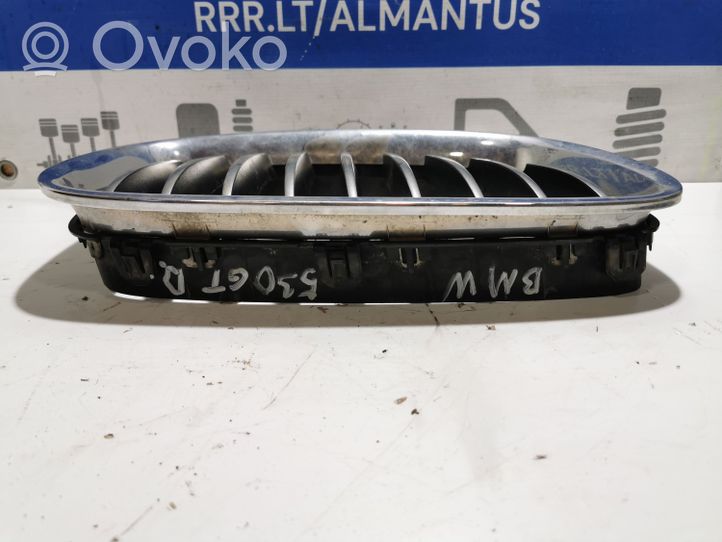 BMW 5 GT F07 Grille calandre supérieure de pare-chocs avant 51137200170