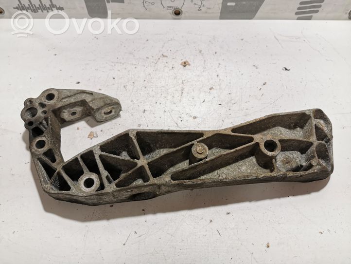 BMW 5 F10 F11 Supporto di montaggio scatola del cambio 241681