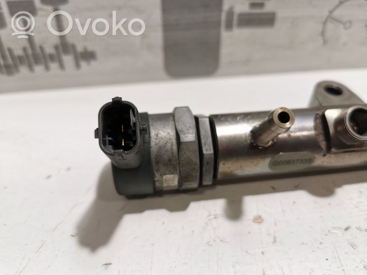 Volvo V60 Tuyau de conduite principale de carburant 30777759