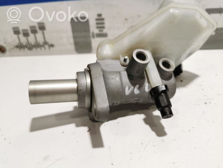 Volvo V60 Główny cylinder hamulca 03350885561