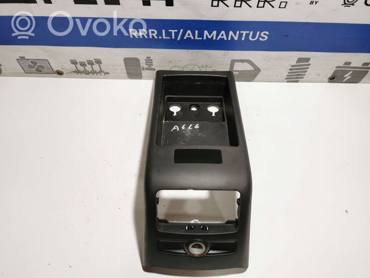 Audi A6 S6 C6 4F Muu keskikonsolin (tunnelimalli) elementti 4F0863244C