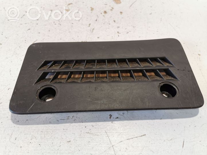 Audi A8 S8 D3 4E Garniture, panneau de grille d'aération 4E0819623