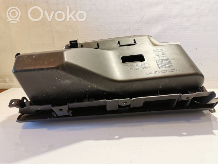 Opel Meriva B Daiktadėžės (bordačioko) komplektas 460029937