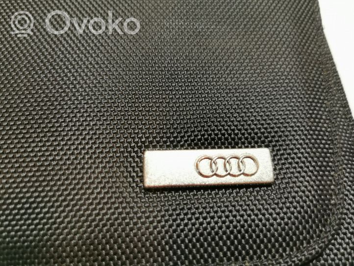 Audi A7 S7 4G Serviso knygelė 
