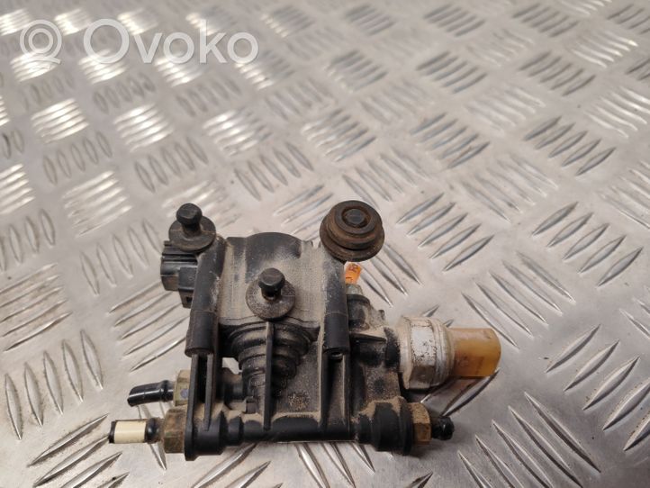 Land Rover Range Rover Sport L320 Takaiskunvaimentimen käyttölaitteen solenoidi RVH000046